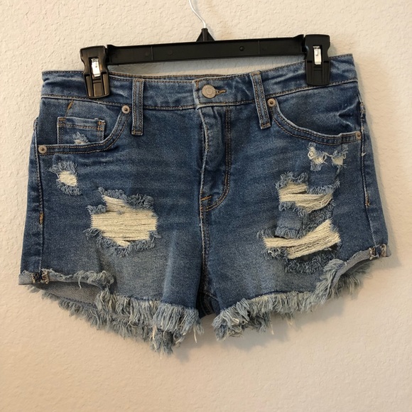 Mossimo Supply Co. Pants - NWOT- Mossimo High-waisted Distressed Jean shorts